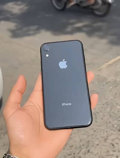 iPhone XR 