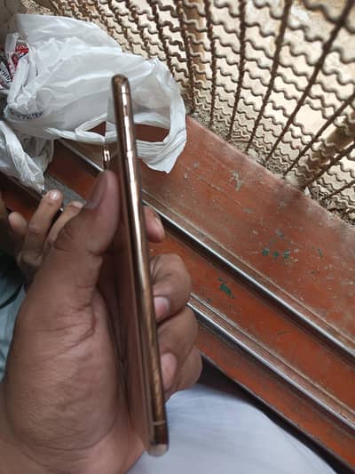 I am selling iPhone XS Max non-Pta JV