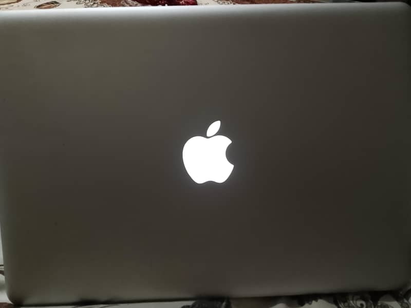 MacBook pro 7