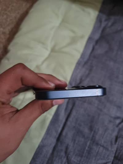 iPhone 13 Sim working