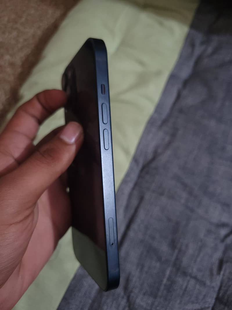 iPhone 13 Sim working 3