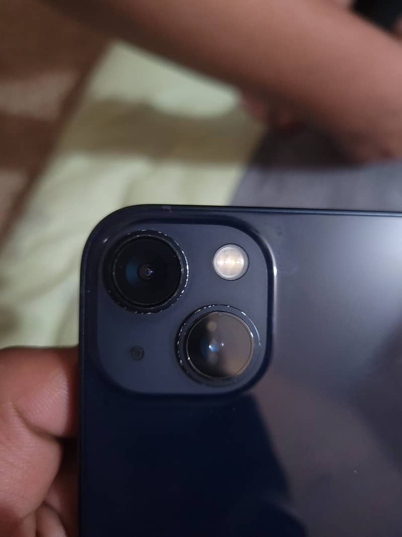 iPhone 13 Sim working 5