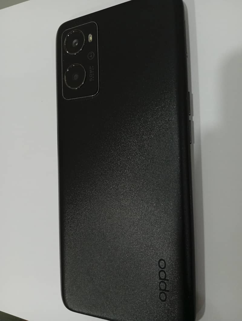 oppoA96 4