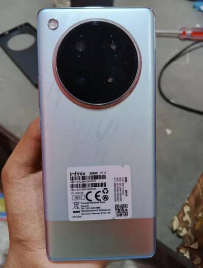 Infinix ZERO 40.8+8GB/256. only mobile