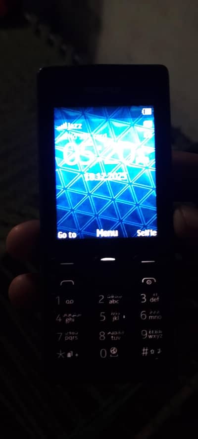 used mobile charger vagaira Nahin hai mobile bilkul theek hai