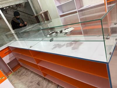 Brand new racks and acaonter  for sale