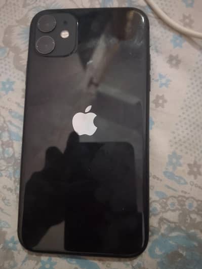 IPHONE  11 ON MINT CONDITION non pta