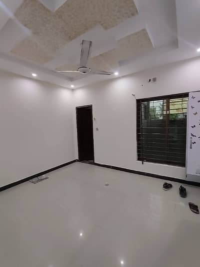 10 Marla Full For Rent In University Town (Near To Islamabad International Airport)