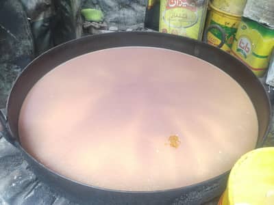 Baloo shahi and shakar para fryer tavi