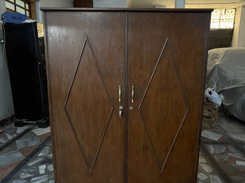 Wardrobe / almari 2