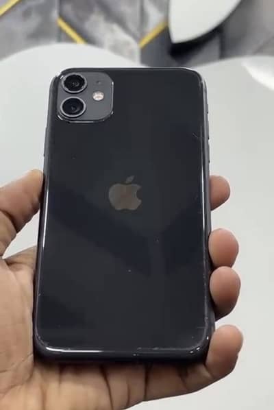 IPHONE 11 64 GB JV