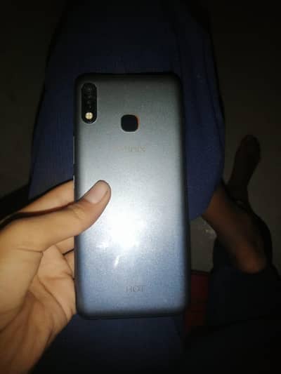 Infinix hot 8lite 2/32 GB ha no box no charger exchange possible ha