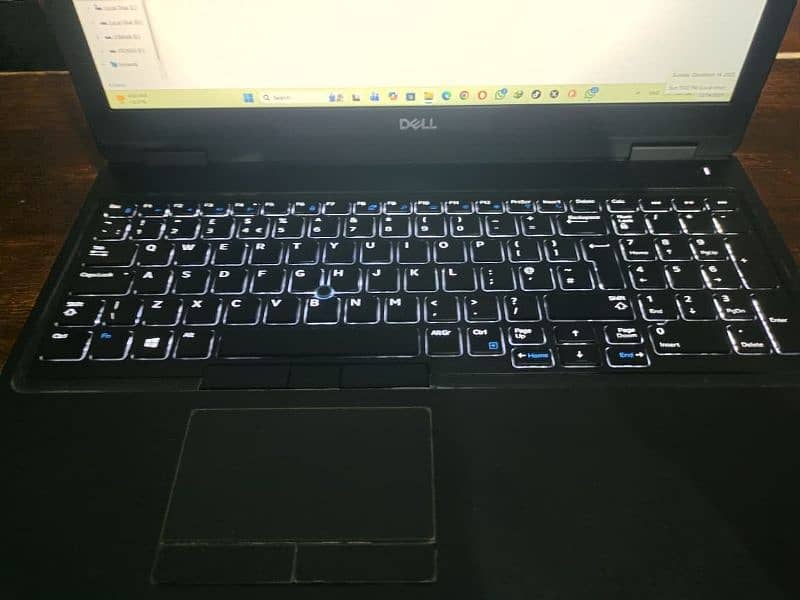 Dell 5590 2