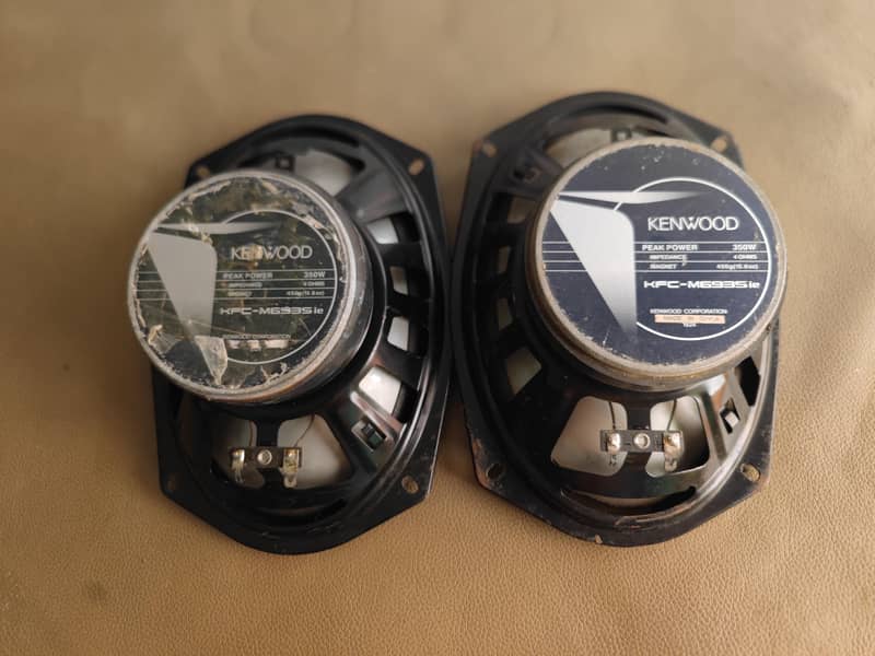car speaker 1