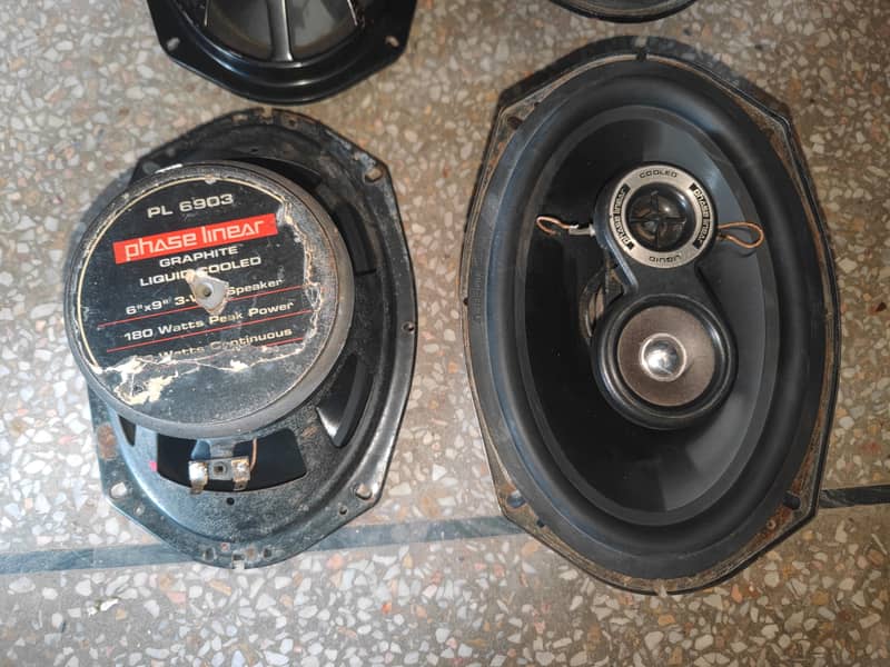 car speaker 12