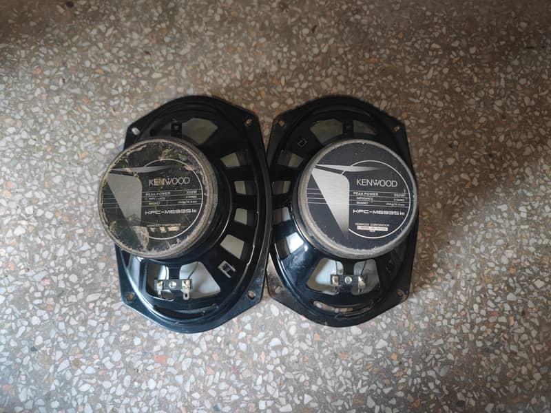 car speaker 15