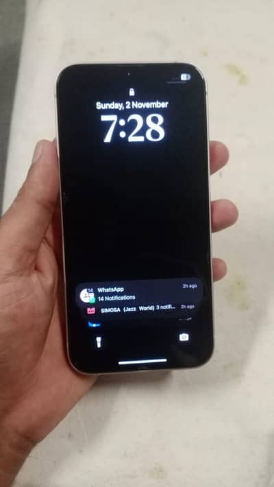 Iphone 13 jv 128gb memory  93% bettery helath 10/10 condicion