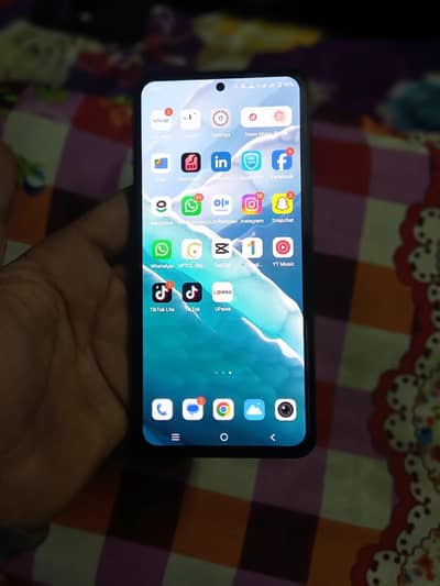 very good  condition full box hai charger bi hai