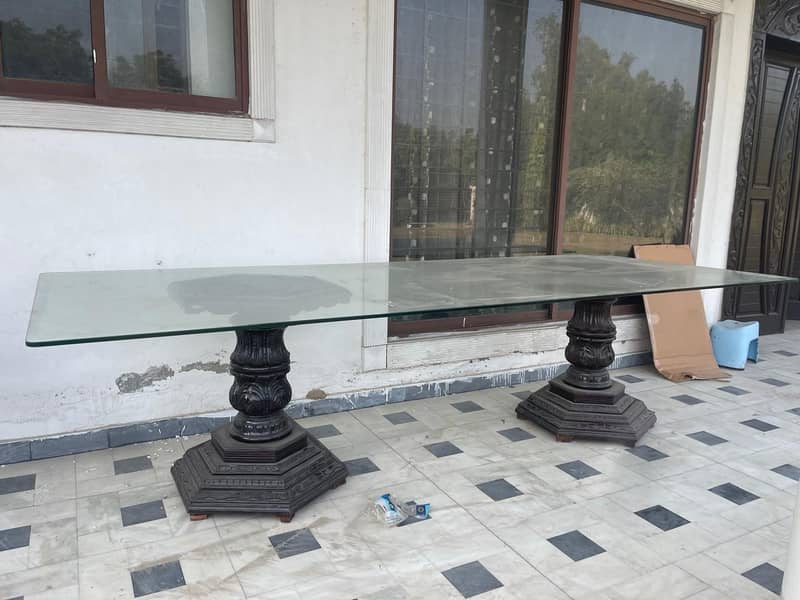 Elegant Dining Table 0