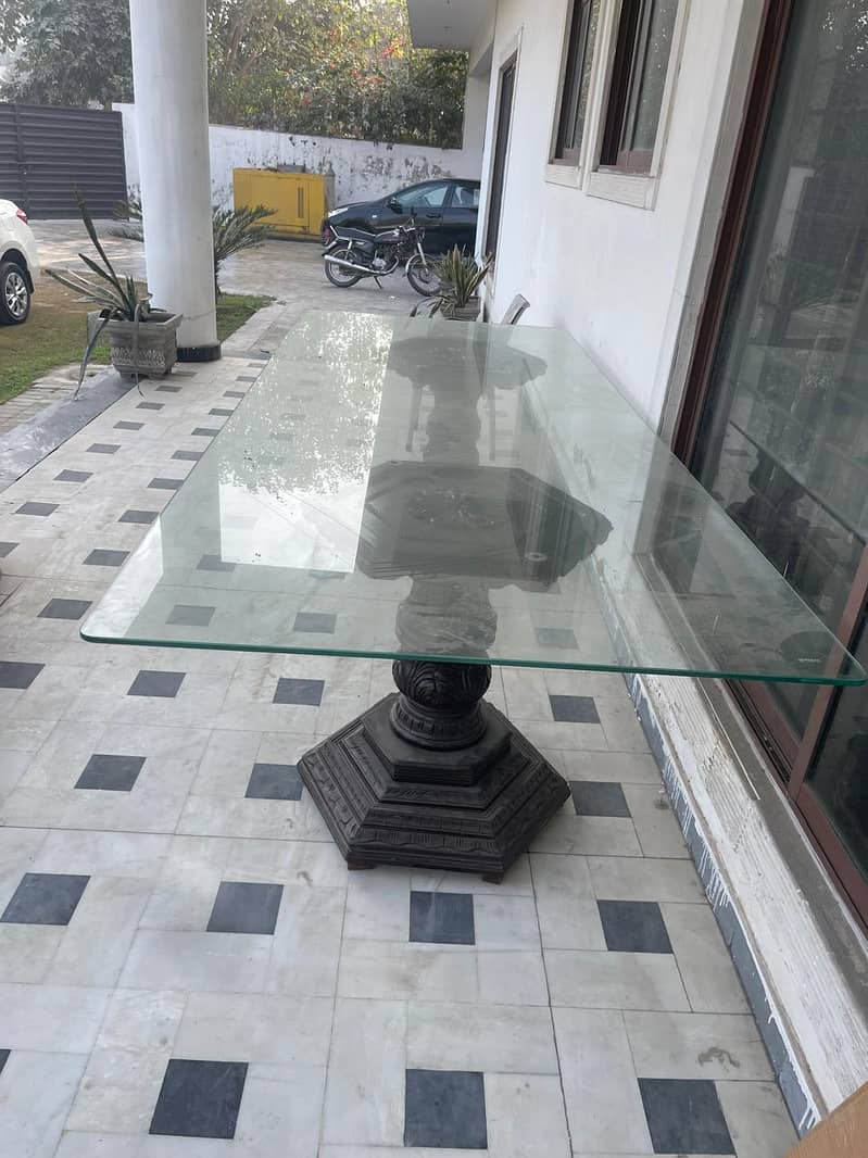 Elegant Dining Table 1