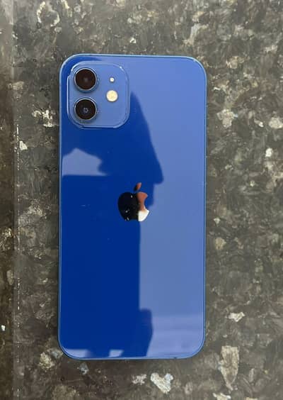 Iphone 12 fu 10/10 urgent sell