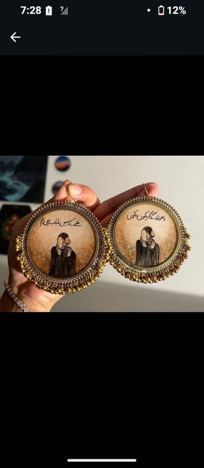 Resin Jwellery & Articles