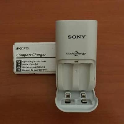 SONY Rechargeable Mains Battery Charger