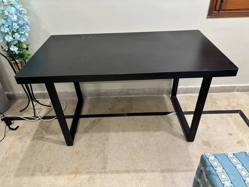 New computer table for sell 1
