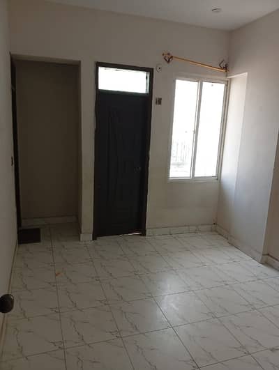 Prime Location Gulistan-e-Jauhar - Block 3 Flat Sized 800 Square Feet For sale