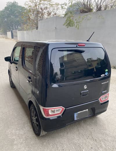 Wagon r FZ 2019/2023, full option, total genuine colur