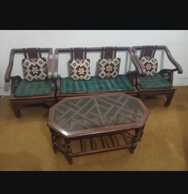Sofa Set + Table 0
