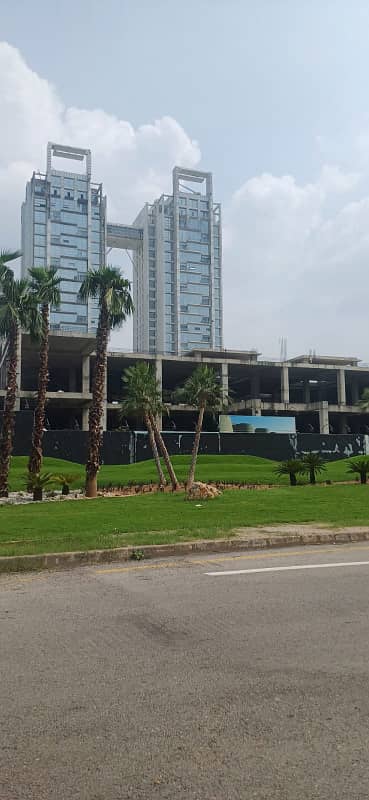 ONE CONSTITUTION AVENUE TOWER 2 BED AND STUDY FURNISHED ROOM FOR RENT