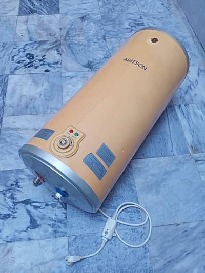 AristonHeavy Duty Electric 50L