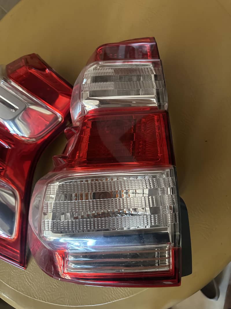 PRADO 2016 back lights 0