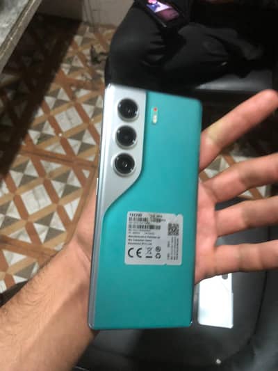 Tecno Camon 40 pro