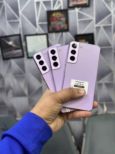 Samsung S22 8GB/128GB Pta Approved-C mint condition