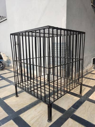 New Metal Outdoor Dustbin