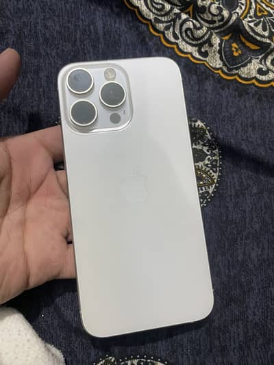 iPhone 15 pro max jv