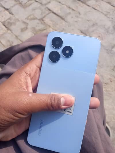 Realme note 50