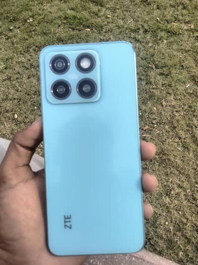 zte Blade A55 4+8. . . . . . 64