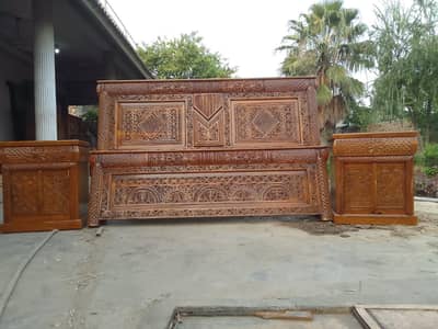 antqiue desgin swati carved double bed set