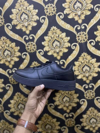 AF 1 Jet-black brand new boxed piece size EU 42