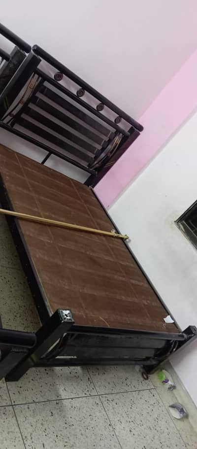 Single Bed with 3 Door Cupboard and dressing