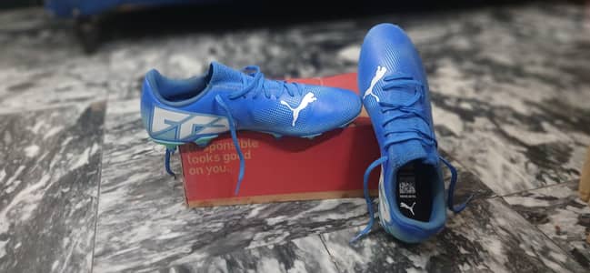 Puma FR Original from UAE with Box