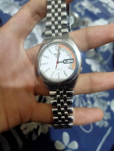 Seiko 5 racer model for sale, 100% original watch