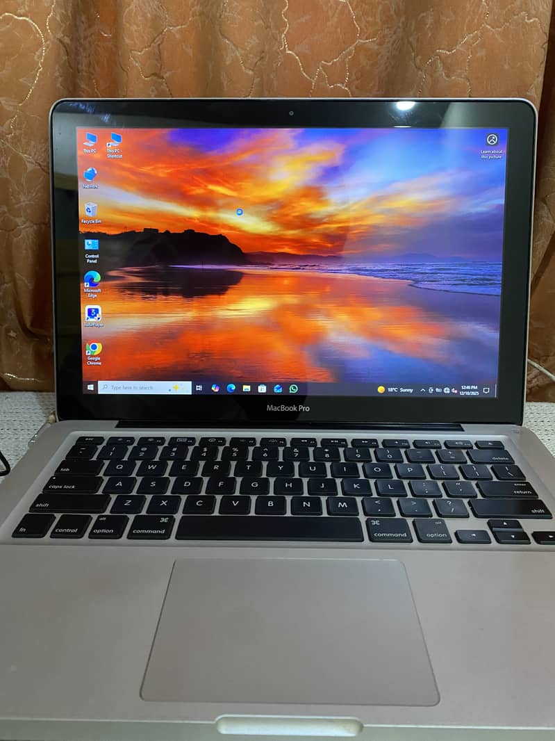 MacBook  pro 11