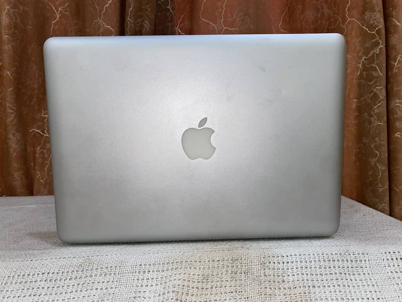 MacBook  pro 13