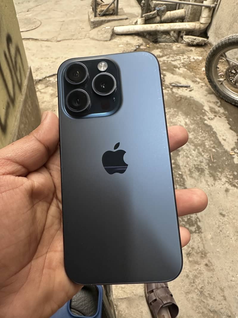 iPhone 15 pro 0