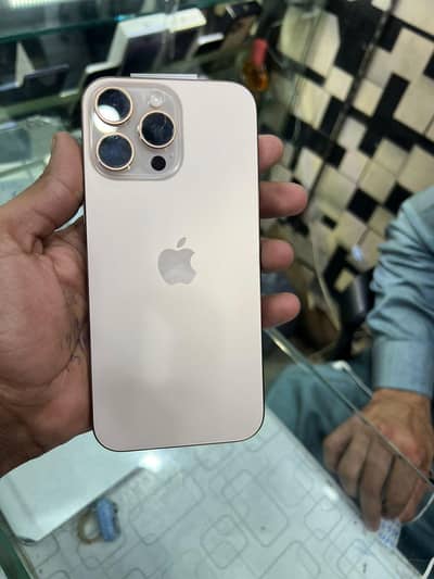 iphone 16 pro max wirh box + cable