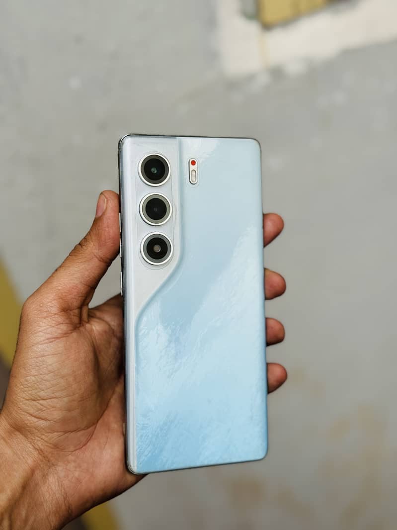 Camon 40 pro 5